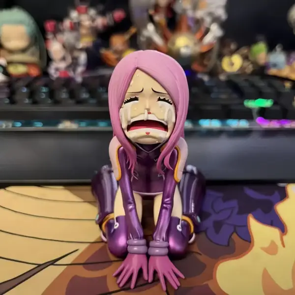 One Piece Jewelry Bonney Crying Ver. Collectible Figure